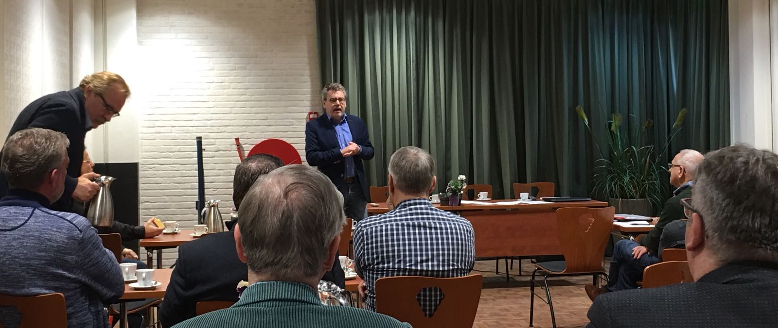 db781654-a5f6-4c85-8180-4be25f110ff6